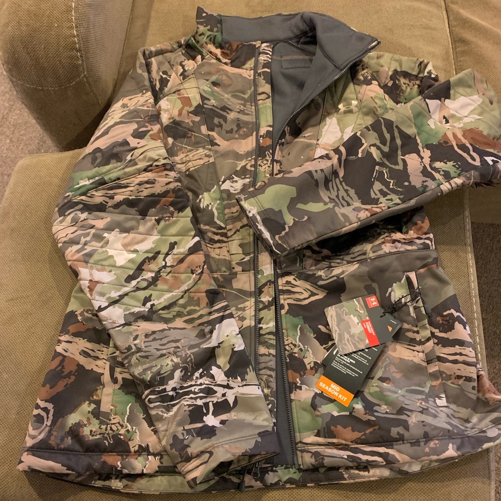 Under Armour Women’s Camo Jacket